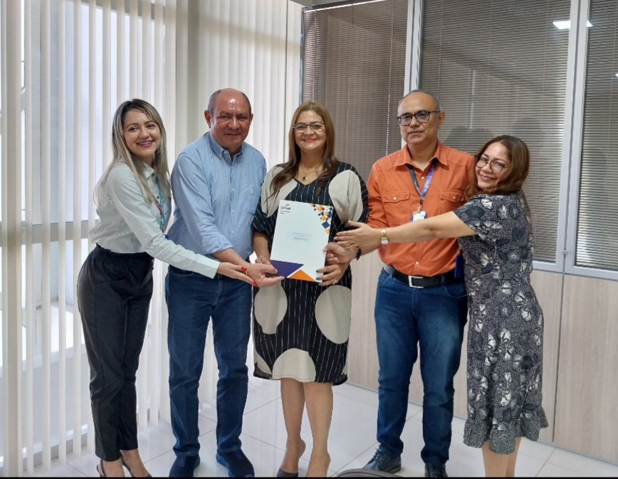 Acordo de cooperação técnica para realização de cursos de formação inicial e continuada é assinado entre Macapatur e Fecomércio