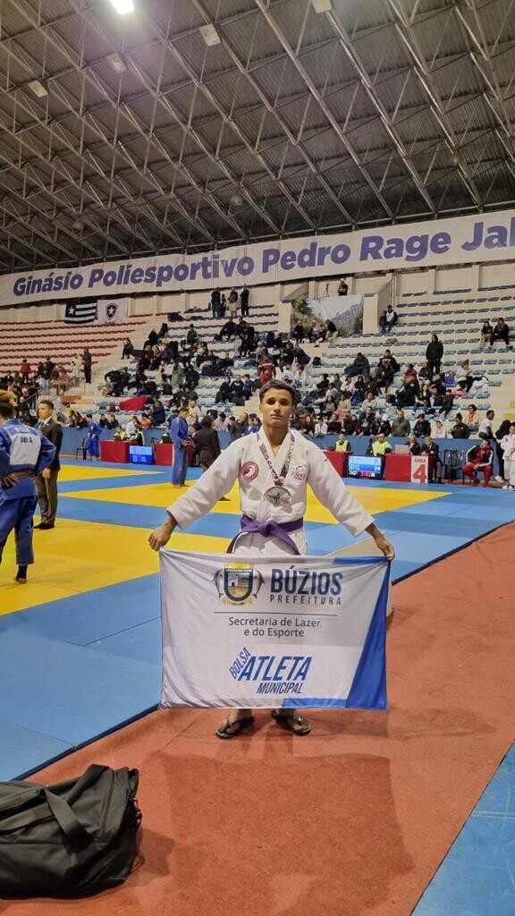 Atleta buziano conquista prata no Torneio Inter Regional de Judô realizado em Teresópolis