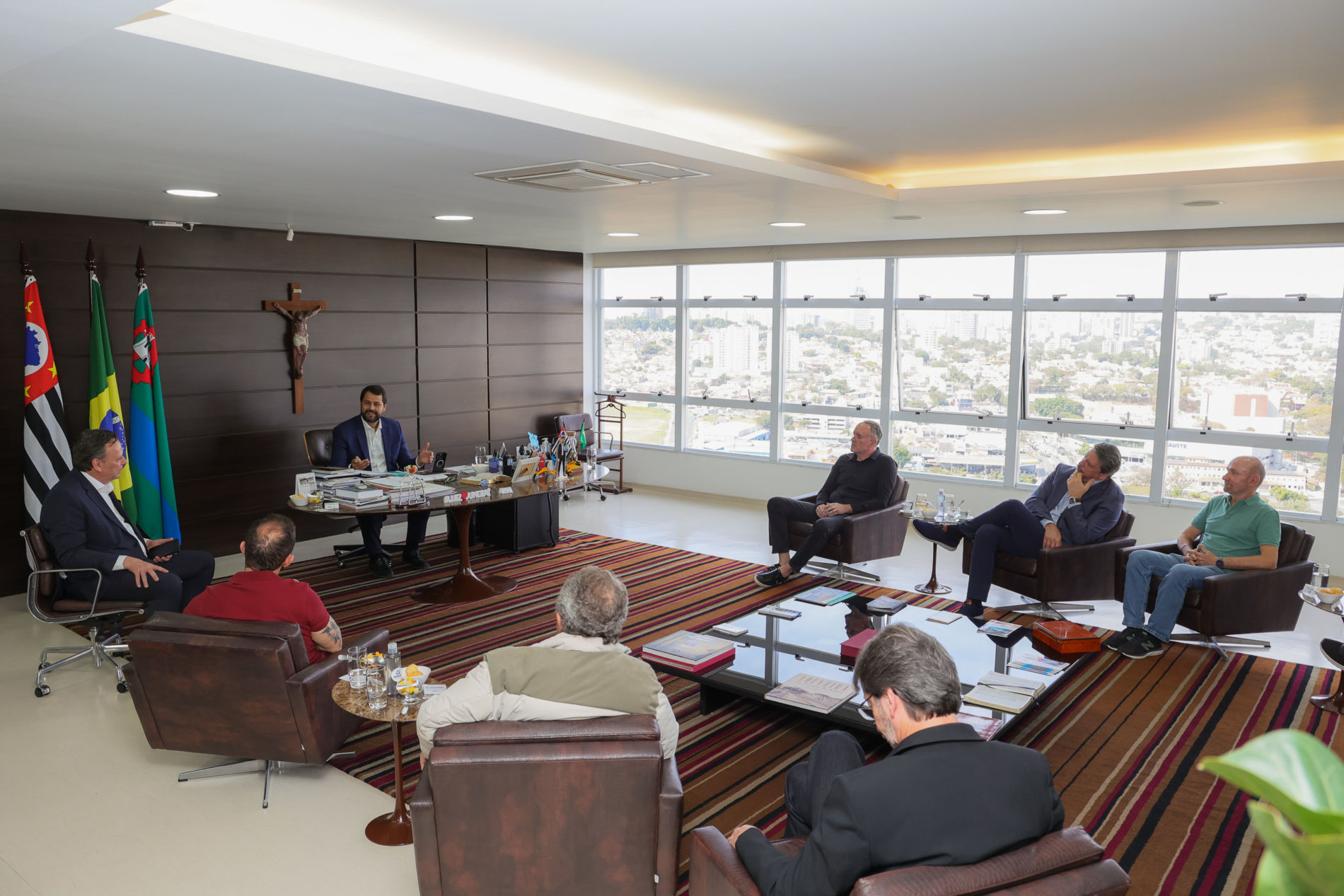 No Café com Setor Produtivo, prefeito recebe Theoto e Destro Casa & Construção