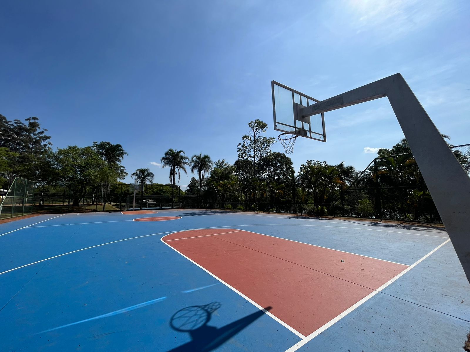 Quadras esportivas do Parque da Cidade ganham nova pintura