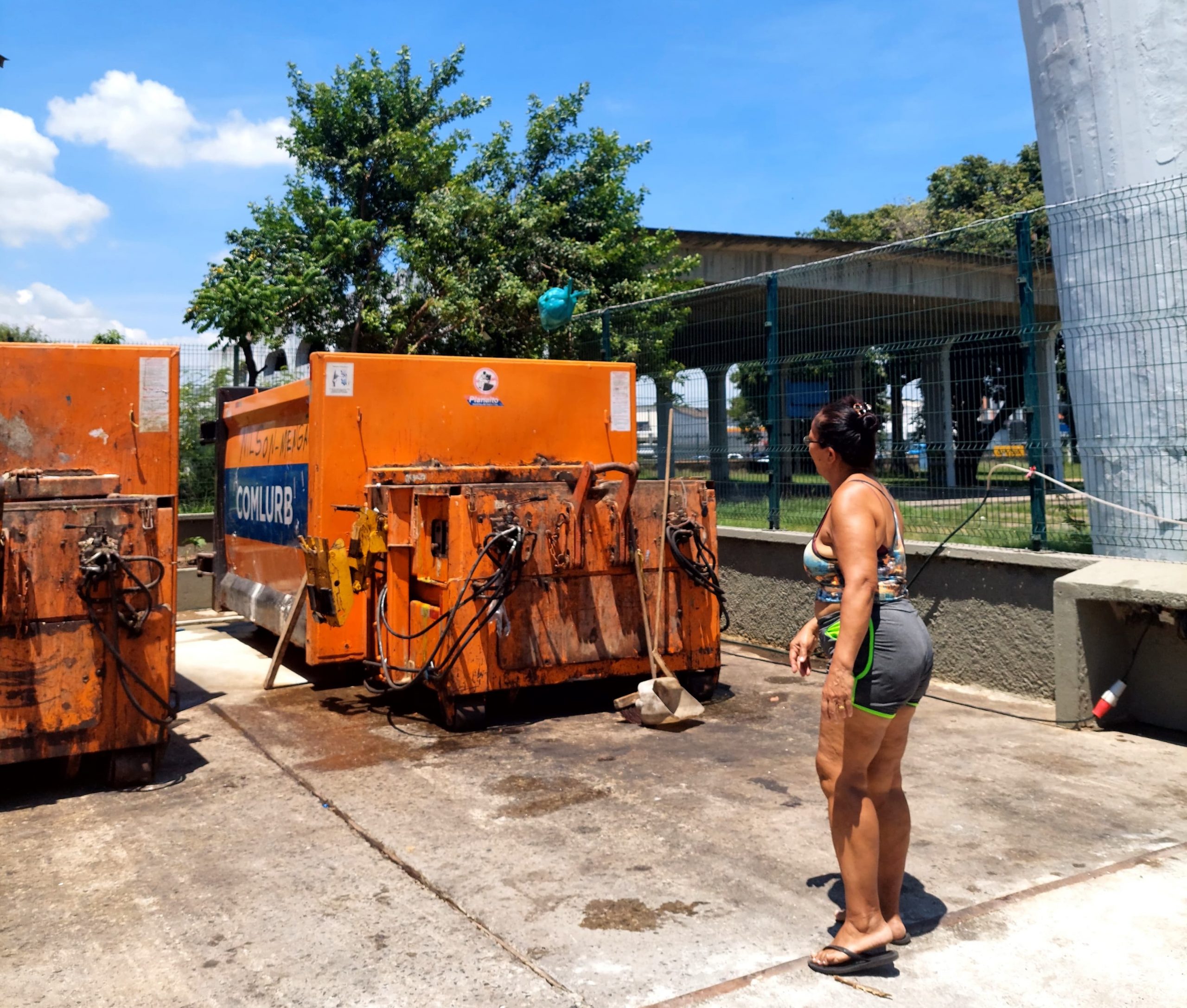 Comlurb entregou à população, nesta terça-feira, o ecoponto Piscinão de Ramos - Prefeitura da Cidade do Rio de Janeiro