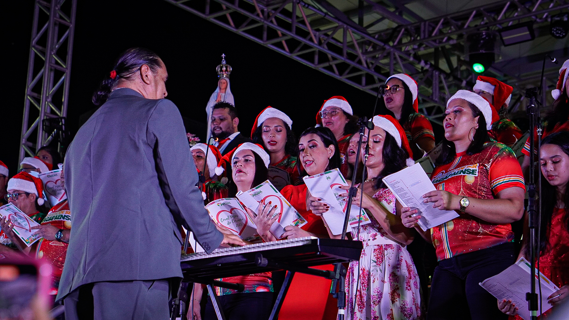 Natal Luz da Prefeitura de Macapá emociona público na Praça Santuário de Fátima – Prefeitura Municipal de Macapá
