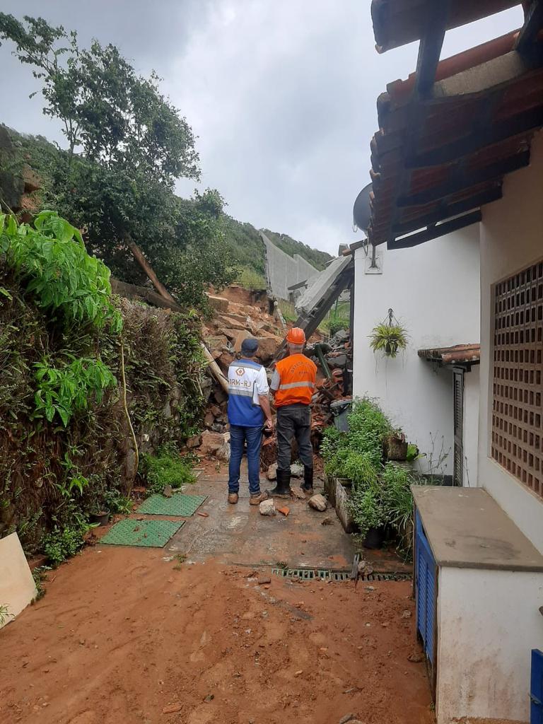 Incidente no Arpoador desencadeia ações de emergência