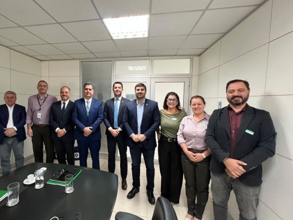 Prefeitura de Cuiab | Integrao de equipes tcnicas impulsiona avano do VLT Cuiabano em Braslia