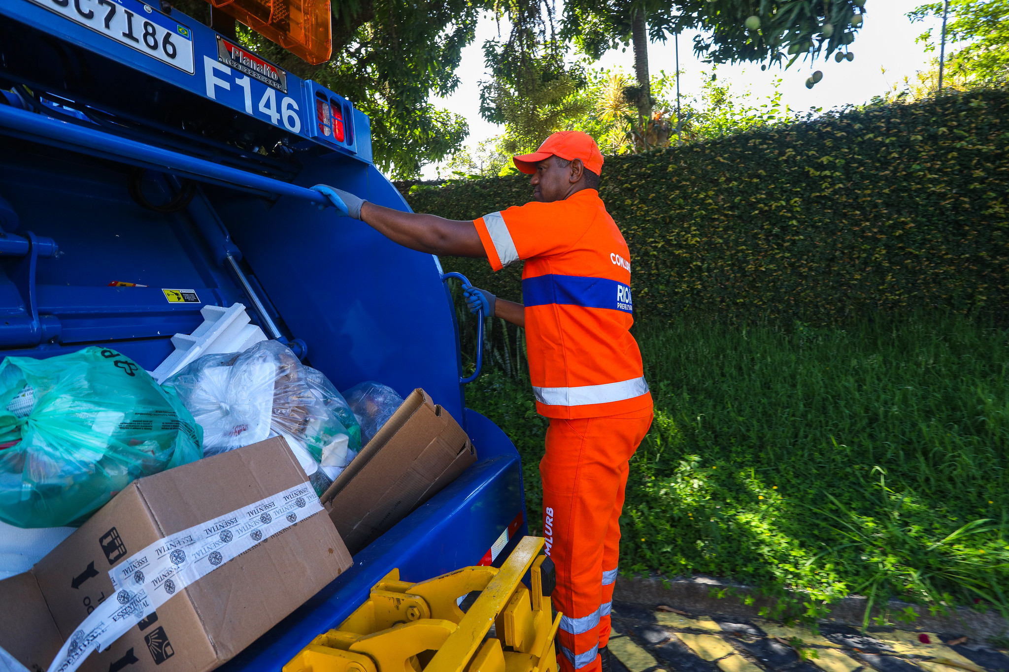 Comlurb altera excepcionalmente, nesta quarta-feira, o horário de coleta em ruas de Botafogo - Prefeitura da Cidade do Rio de Janeiro