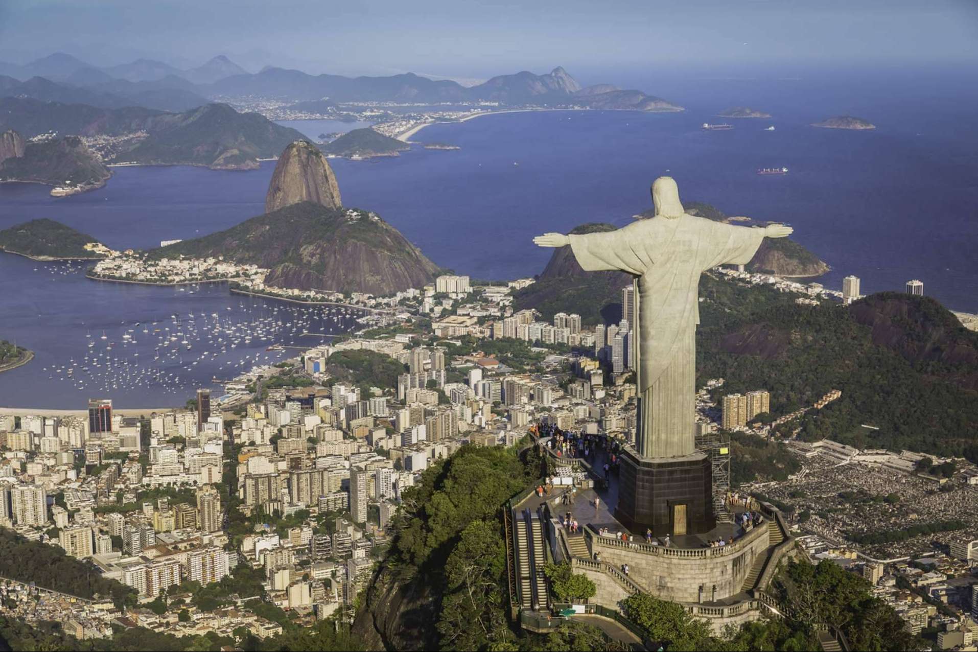 Impulsionando o futuro financeiro; a promessa da SafeBrok no Web Summit Rio 2024